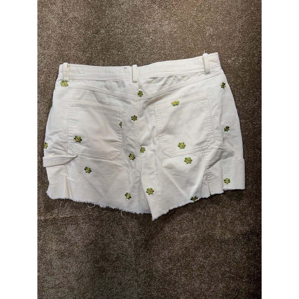 Forever21 White Corduroy Shorts‎ with Green Flowers Trendy Summer Comfy Sz 1x - Picture 2 of 9